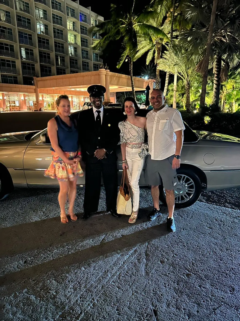 Nassau-Bahamas private Airport transfer